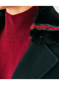CASTELLANI - Czarny wełniany płaszcz z futerkiem. Kolor: czarny. Materiał: wełna, futro. Długość rękawa: długi rękaw. Długość: długie. Styl: klasyczny #5