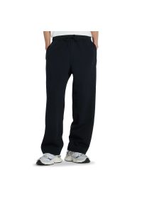 Spodnie męskie New Balance MP53504BK - czarne. Kolor: czarny. Materiał: bawełna, dresówka. Wzór: haft #1