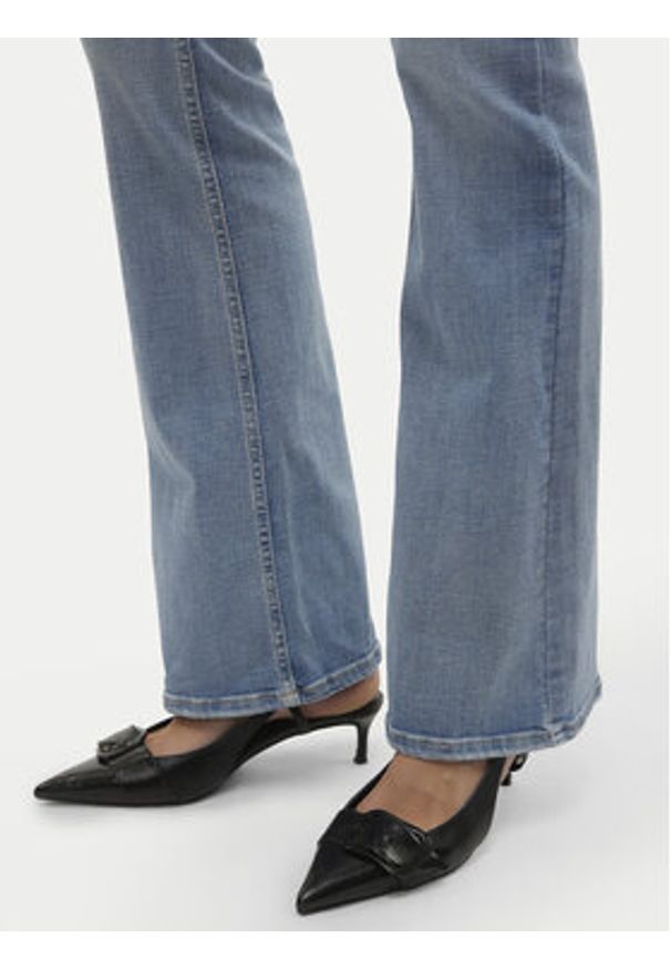 Vero Moda Jeansy Flash 10302479 Niebieski Flared Fit. Kolor: niebieski