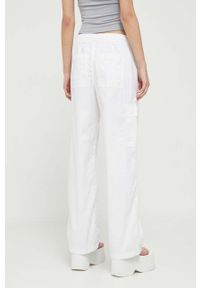 Hollister Co. spodnie damskie kolor biały proste high waist. Stan: podwyższony. Kolor: biały. Materiał: tkanina #4