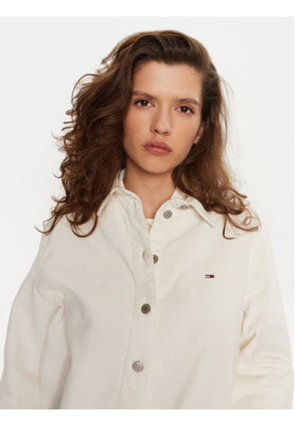 Tommy Jeans Koszula DW0DW18871 Écru Relaxed Fit. Materiał: sztruks, bawełna