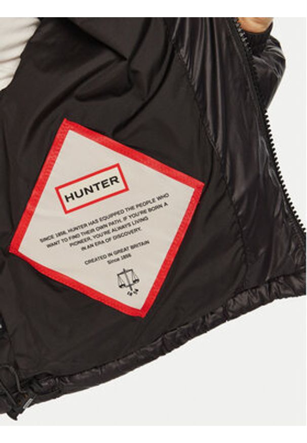 Hunter Kurtka zimowa Eve HARW0033242 Czarny Regular Fit. Kolor: czarny. Materiał: syntetyk. Sezon: zima