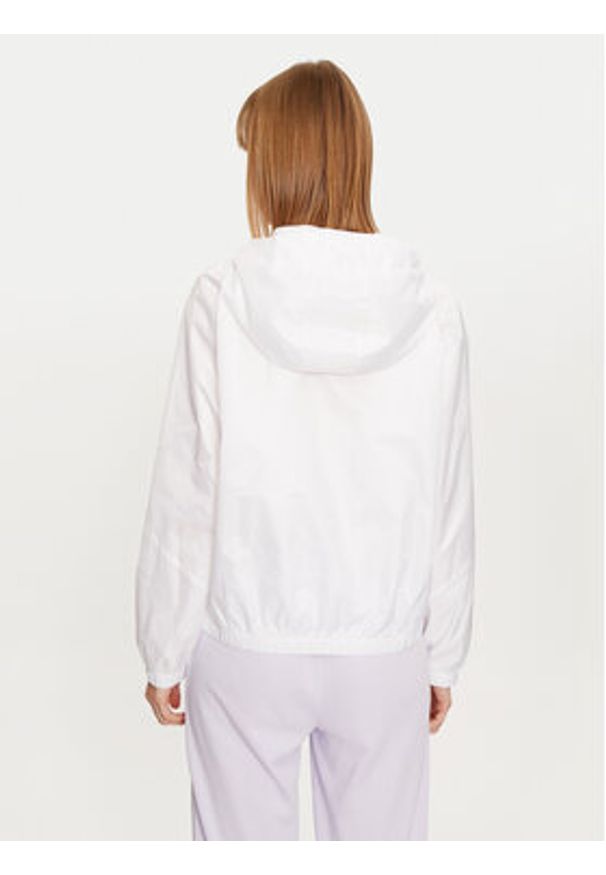 Under Armour Wiatrówka UA Rival Sport 1382698 Biały Regular Fit. Kolor: biały. Materiał: syntetyk. Styl: sportowy