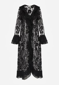 Born2be - Czarna Narzutka Plażowa o Fasonie Długiej Sukienki z Koronki Ozdobiona Falbankami Araqiel. Okazja: na plażę. Typ kołnierza: kołnierz z falbankami. Kolor: czarny. Materiał: koronka. Wzór: aplikacja, koronka. Sezon: lato. Styl: wakacyjny #5