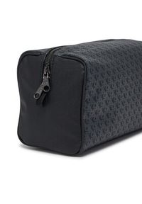 Calvin Klein Jeans Kosmetyczka Matte Aop Dopp Kit LV04G1064G Czarny. Kolor: czarny. Materiał: skóra