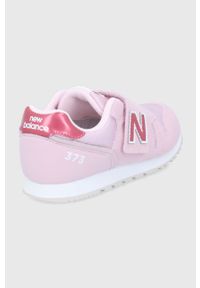 New Balance Buty dziecięce kolor fioletowy. Nosek buta: okrągły. Zapięcie: rzepy. Kolor: fioletowy