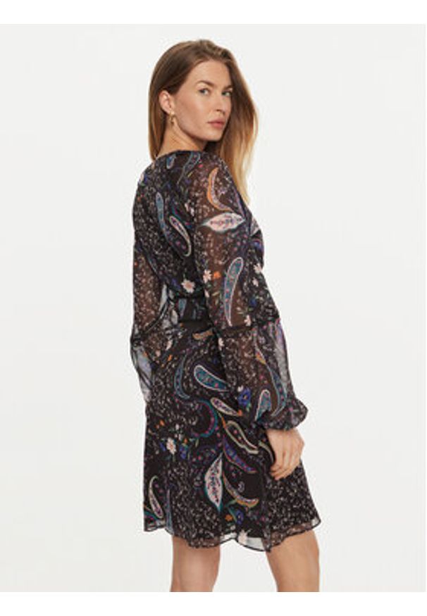 Guess Sukienka codzienna Yvette W4BK29 WDW82 Czarny Regular Fit. Okazja: na co dzień. Kolor: czarny. Materiał: syntetyk. Typ sukienki: proste. Styl: casual