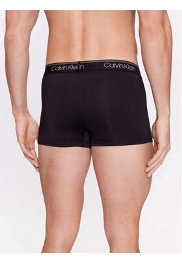 Calvin Klein Underwear Komplet 3 par bokserek Low Rise Trunk 3Pk 000NB2569A Czarny. Kolor: czarny. Materiał: syntetyk