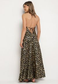 Born2be - Czarna Sukienka z Wiskozy z Odkrytymi Plecami i Metalicznym Nadrukiem w Panterkę Linadea. Typ kołnierza: dekolt w serek. Kolor: czarny. Materiał: wiskoza. Wzór: motyw zwierzęcy, nadruk. Typ sukienki: rozkloszowane #6