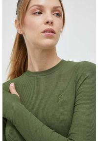 P.E Nation longsleeve Free Play damski kolor zielony. Kolor: zielony. Materiał: materiał, wiskoza, dzianina, skóra, prążkowany. Długość rękawa: długi rękaw