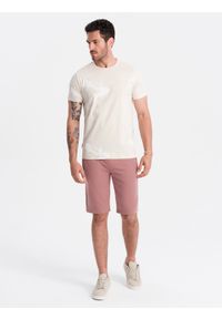 Ombre Clothing - Męskie szorty dresowe przed kolano BASIC – ciemnoróżowe V4 - Rozmiar: M. Okazja: na co dzień. Kolor: różowy. Materiał: dresówka. Styl: sportowy, casual #9