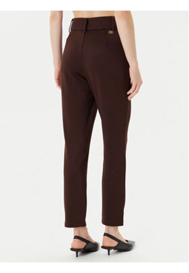 Liu Jo Sport Spodnie materiałowe TF5106 F0778 Brązowy Regular Fit. Kolor: brązowy. Materiał: wiskoza. Styl: sportowy