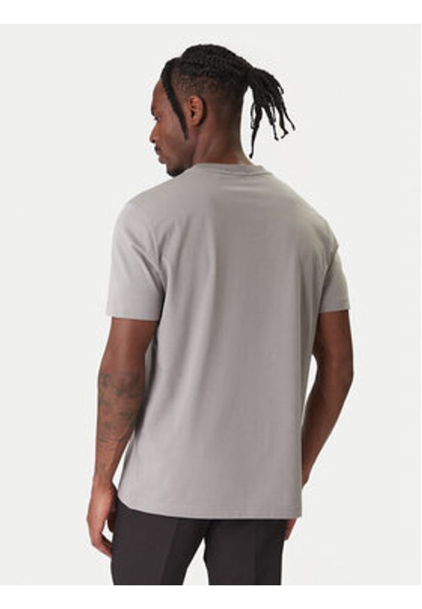 BOSS T-Shirt Tee 50506373 Szary Regular Fit. Kolor: szary. Materiał: bawełna