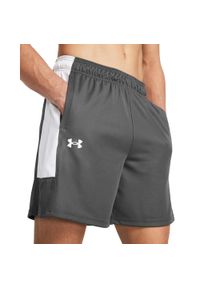 Krótki Under Armour Zone. Kolor: szary, biały, wielokolorowy. Materiał: materiał. Długość: krótkie. Sport: koszykówka #1