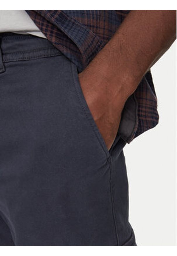 Pepe Jeans Spodnie materiałowe PM211725 Niebieski Slim Fit. Kolor: niebieski. Materiał: bawełna