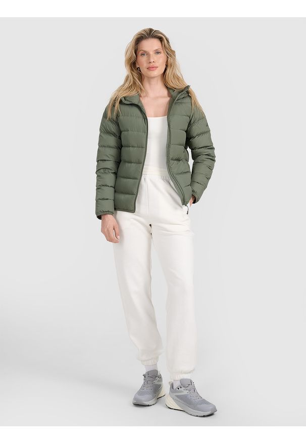 4f - 4F Kurtka puchowa z wypełnieniem naturalnym damska - oliwkowa/khaki XXL. Okazja: na co dzień. Typ kołnierza: kaptur. Kolor: brązowy, wielokolorowy, oliwkowy. Materiał: puch. Sezon: wiosna, zima. Styl: klasyczny, sportowy, casual