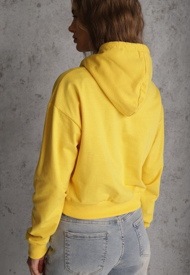 Renee - Żółta Bluza z Kapturem i Bawełną Ozdobiona Ściągaczami Evianae. Okazja: na co dzień, na spacer. Typ kołnierza: kaptur. Kolor: żółty. Materiał: bawełna. Długość rękawa: długi rękaw. Długość: długie. Wzór: aplikacja. Styl: casual