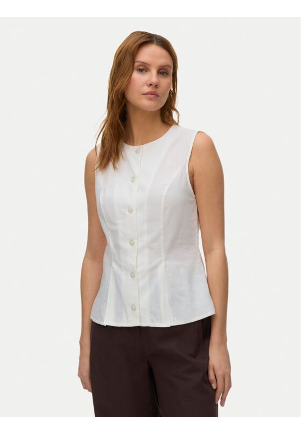 Vero Moda Kamizelka Selma 10345675 Biały Regular Fit. Kolor: biały. Materiał: bawełna