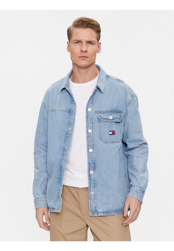 Tommy Jeans Koszula jeansowa Essential DM0DM18328 Niebieski Relaxed Fit. Kolor: niebieski. Materiał: bawełna