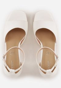 Renee - Białe Sandały VICES na Słupku i Grubej Podeszwie z Wkładką ze Skóry Naturalnej Adeia. Okazja: na urodziny, na ślub cywilny, na wesele, na imprezę. Zapięcie: pasek. Kolor: biały. Materiał: skóra. Sezon: lato. Obcas: na słupku. Styl: elegancki #9