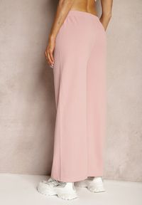 Renee - Różowe Spodnie z Szerokimi Nogawkami i Gumką w Talii Uxelia. Kolor: różowy. Styl: klasyczny, elegancki #3