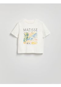 Reserved - Bawełniany t-shirt z nadrukiem - złamana biel. Materiał: bawełna. Wzór: nadruk #1