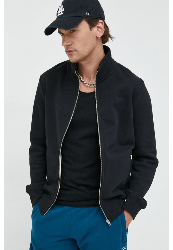 Superdry bluza męska kolor czarny gładka. Kolor: czarny. Materiał: bawełna, poliester. Wzór: gładki