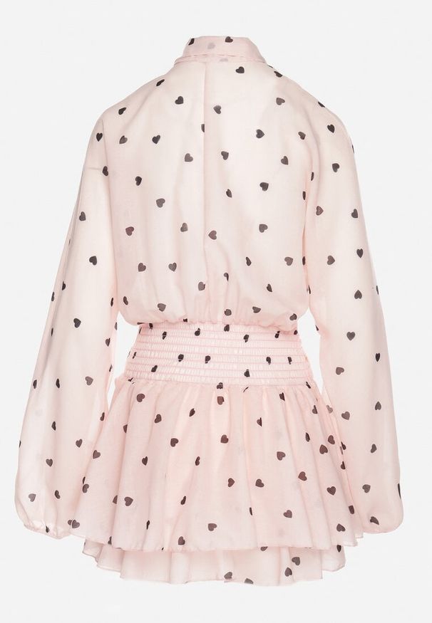 Born2be - Różowa Rozkloszowana Sukienka z Rękawami Typu Nietoperz i Wiązaniem Miriviela. Okazja: na co dzień. Kolor: różowy. Materiał: jeans. Typ sukienki: proste. Styl: casual, klasyczny