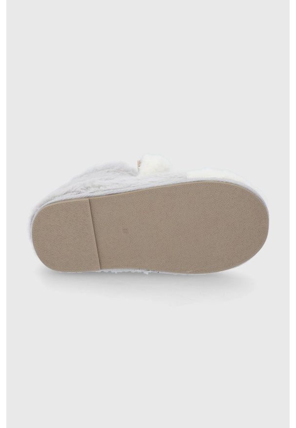 Vero Moda Kapcie kolor szary. Kolor: szary. Materiał: materiał, guma. Wzór: gładki