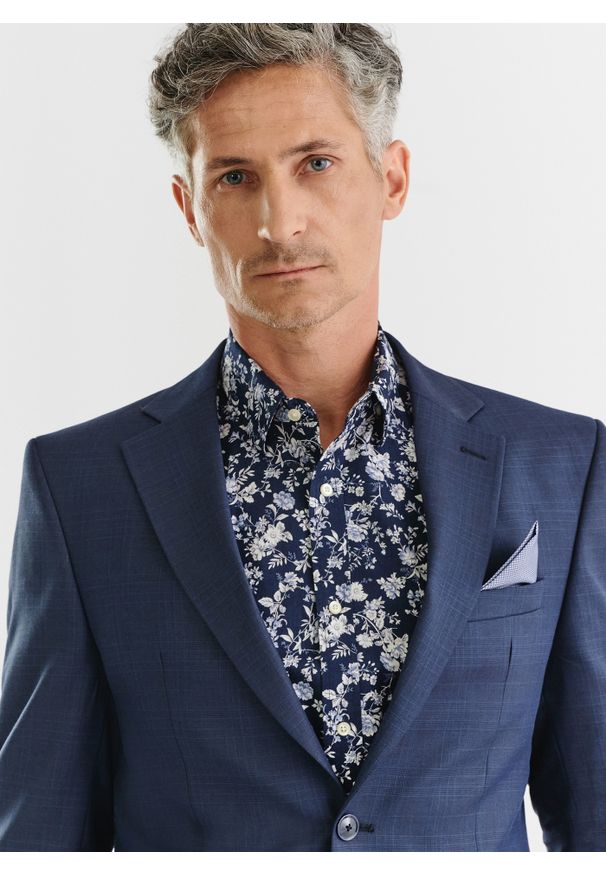 Pako Lorente - PAKO LORENTE – Granatowa marynarka garniturowa w subtelną kratę. Kolor: niebieski. Materiał: poliester, wiskoza, elastan. Wzór: kratka