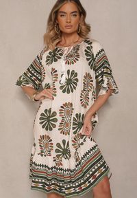 Renee - Ciemnozielona Pudełkowa Sukienka z Wiskozy w Abstrakcyjny Wzór Revirelle. Kolor: zielony. Materiał: wiskoza. Długość rękawa: krótki rękaw. Sezon: lato. Styl: elegancki