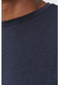 Resteröds T-shirt męski kolor granatowy gładki. Okazja: na co dzień. Kolor: niebieski. Materiał: dzianina, włókno, bawełna. Wzór: gładki. Styl: casual #5