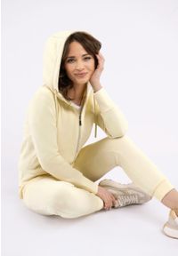 Volcano - Dresowe spodnie N-LARA. Materiał: dresówka. Wzór: kolorowy, napisy #1