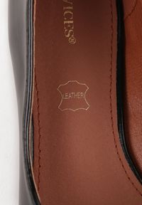 Born2be - Czarne Lakierowane Czółenka Vices ze Skórzaną Wkładką na Obcasie z Aplikacją Celvila. Okazja: na co dzień. Kolor: czarny. Materiał: skóra, lakier. Wzór: aplikacja. Obcas: na obcasie. Styl: casual. Wysokość obcasa: średni #7