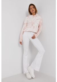 Levi's® - Levi's Bluza bawełniana damska kolor różowy z kapturem wzorzysta. Okazja: na spotkanie biznesowe. Typ kołnierza: kaptur. Kolor: różowy. Materiał: bawełna. Styl: biznesowy