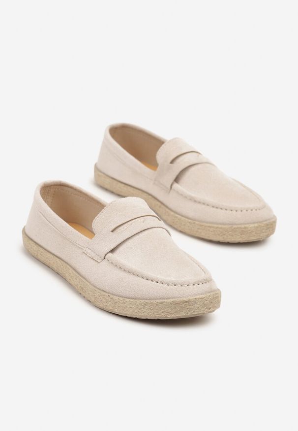 Born2be - Beżowe Półbuty w Stylu Mokasynów Nelarisa. Okazja: na co dzień. Kolor: beżowy. Obcas: na obcasie. Styl: klasyczny, elegancki, casual. Wysokość obcasa: niski
