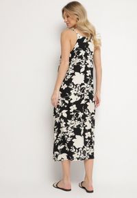 Born2be - Czarno-Kremowa Rozkloszowana Sukienka z Wiskozą w Kwiatowy Wzór Juliade. Okazja: na co dzień. Kolor: czarny. Materiał: wiskoza. Długość rękawa: na ramiączkach. Wzór: kwiaty. Sezon: lato. Styl: casual, elegancki #6