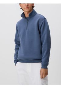 Reserved - Bluza ze stójką - jasnoniebieski. Typ kołnierza: kołnierzyk stójkowy. Kolor: niebieski. Materiał: dzianina, bawełna