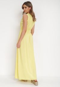 Born2be - Żółta Sukienka Clymiolea. Kolor: żółty. Materiał: tkanina, wiskoza. Długość rękawa: na ramiączkach. Wzór: jednolity. Typ sukienki: kopertowe. Styl: elegancki. Długość: maxi #5