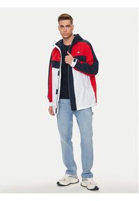 Tommy Jeans Parka Archive DM0DM19477 Czerwony Relaxed Fit. Kolor: czerwony. Materiał: syntetyk