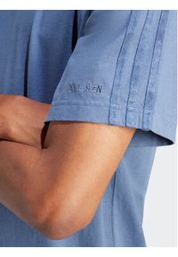Adidas - adidas T-Shirt ALL SZN 3-Stripes IR5199 Niebieski Regular Fit. Kolor: niebieski. Materiał: bawełna
