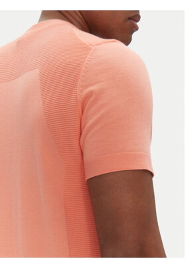 BOSS T-Shirt Momentum_Lite_T24 50520683 Czerwony Regular Fit. Kolor: pomarańczowy. Materiał: bawełna, syntetyk