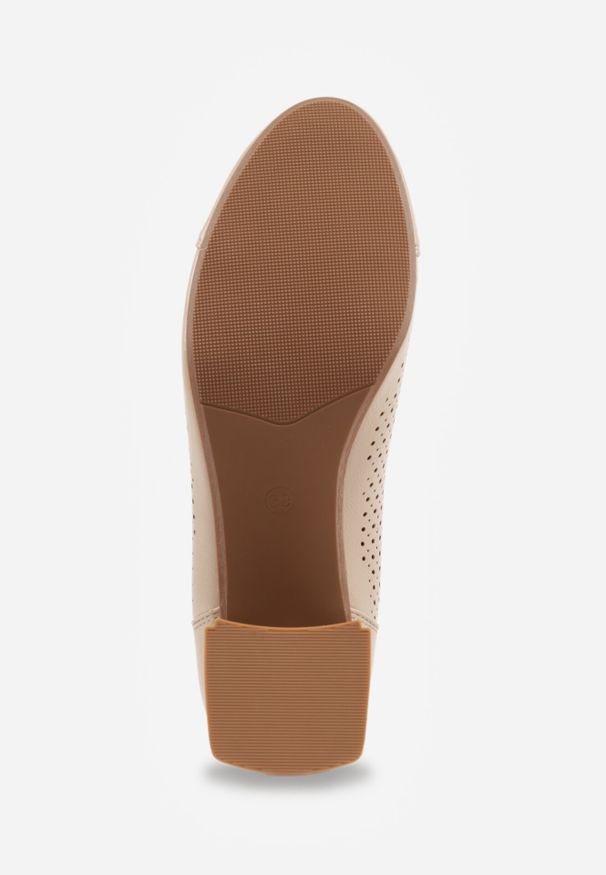 Born2be - Beżowe Ażurowe Czółenka na Słupku ze Skórzaną Wkładką i Ozdobnym Noskiem Cezelia. Okazja: na co dzień. Kolor: beżowy. Materiał: skóra. Wzór: ażurowy. Obcas: na słupku. Styl: casual, elegancki