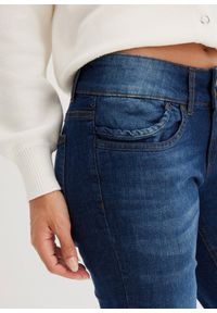 bonprix - Dżinsy o kroju mom, mid waist. Kolor: niebieski. Styl: klasyczny #3