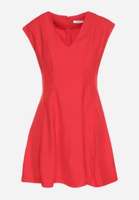 Born2be - Czerwona Rozkloszowana Sukienka o Taliowanym Kroju Ellaira. Okazja: na co dzień. Kolor: czerwony. Wzór: kolorowy. Styl: casual, elegancki #4