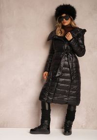 Renee - Czarna Kurtka Płaszcz z Szerokim Kołnierzem i Kapturem Wiązana w Pasie Lilave. Kolor: czarny. Sezon: zima. Styl: elegancki
