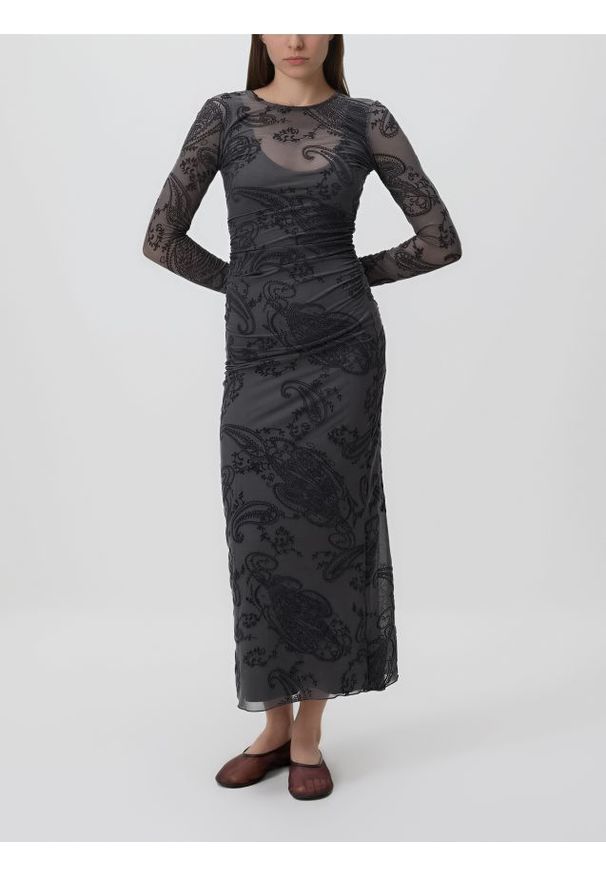 Reserved - Sukienka z ozdobnym wzorem - ciemnoszary. Kolor: szary. Materiał: dzianina