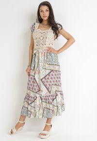 Born2be - Beżowo-Niebieska Rozkloszowana Sukienka Maxi z Szydełkową Górą i Falbankami z Bawełny Madela. Typ kołnierza: kołnierz z falbankami. Kolor: beżowy. Materiał: bawełna. Sezon: wiosna, lato. Długość: maxi #5