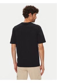 Napapijri T-Shirt Smallbox NP0A88TR Czarny Regular Fit. Kolor: czarny. Materiał: bawełna