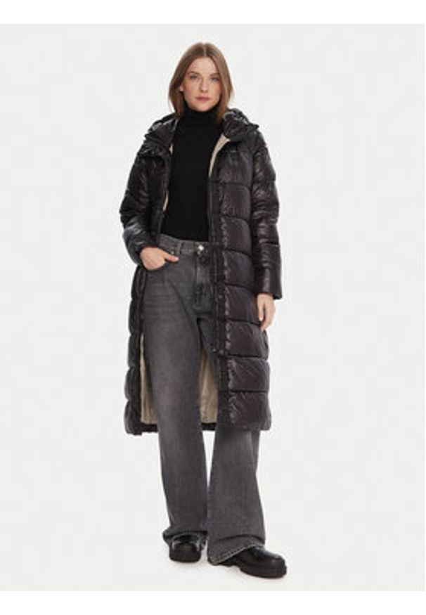 Blauer Płaszcz zimowy 25WBLDK02073 Czarny Regular Fit. Kolor: czarny. Materiał: syntetyk. Sezon: zima